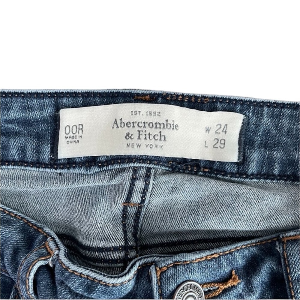 Abercrombie & Fitch Skinny Jeans - Picture 6 of 9